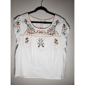 Bila Women's 1X White Embroidered Boho Peasant Blouse Floral Bird Bohemian Top